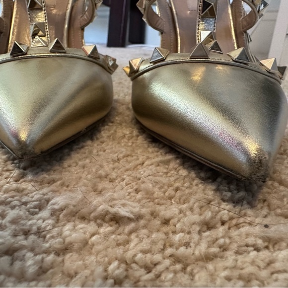 Gold Valentino rock stud caged pump size 38 - Picture 3 of 9